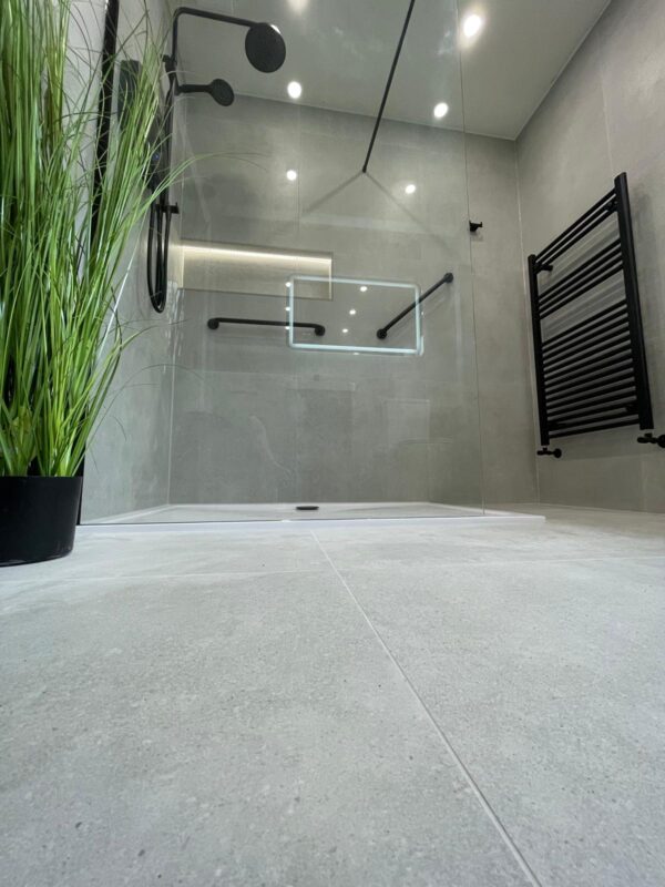 Claire Gris 75x75 - Image 4